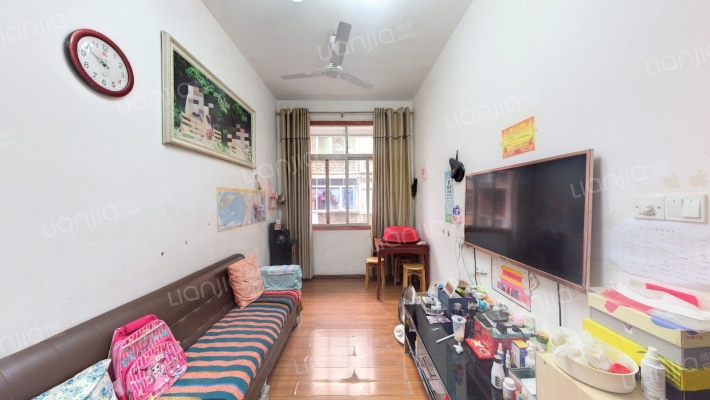 半边街社区二手房实景图