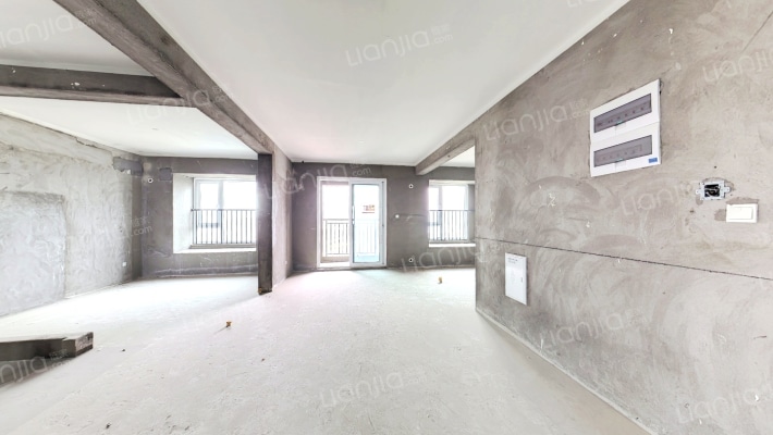 天安盛世臻境花苑二手房实景图