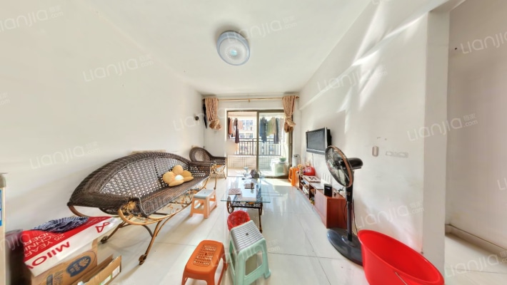 香林世纪华府二手房实景图