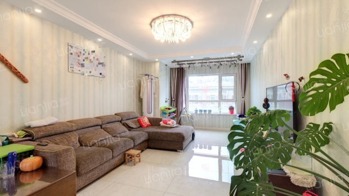 金地檀溪二手房实景图