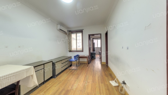 民主花园二手房实景图