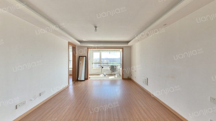 万科龙湖城市之光南区二手房实景图