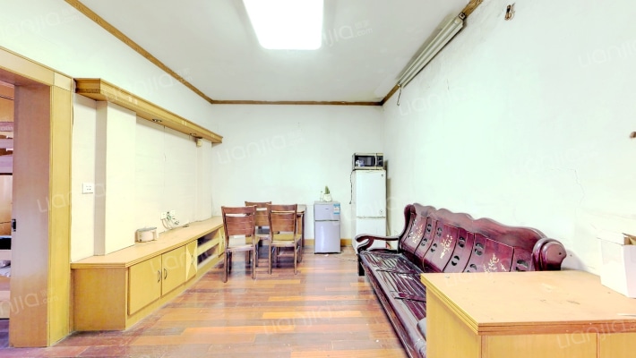 新街社区二手房实景图