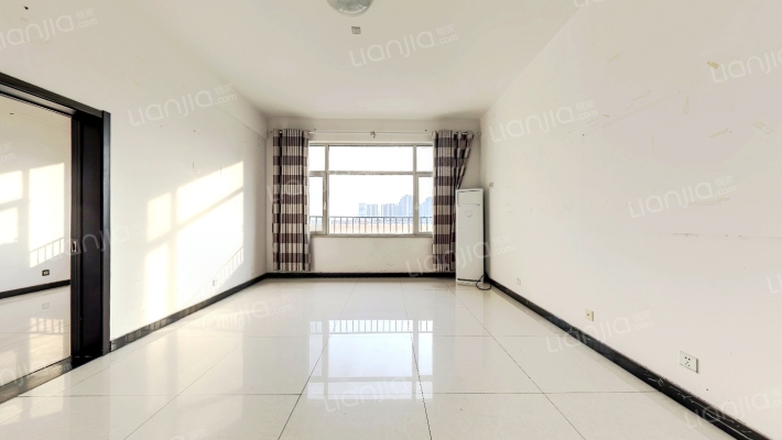 华达文锦苑二手房实景图