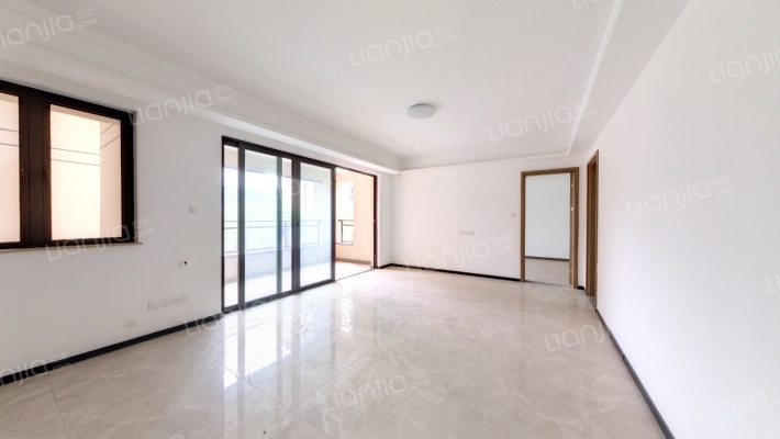 雅居乐富春山居璟黛园二手房实景图