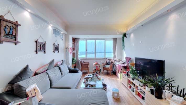 阳澄湖滨花园大厦二手房实景图