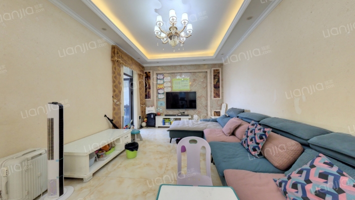 国际百纳二手房实景图