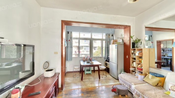 钢管社区二手房实景图