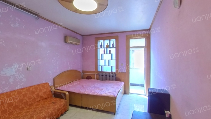 罗城头西五号院二手房实景图