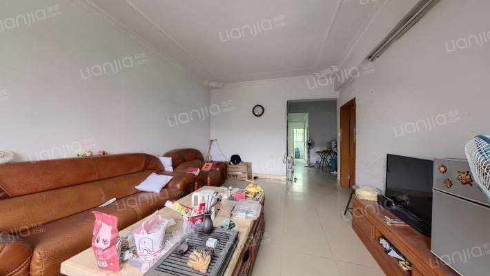 麦地南山庄二手房实景图