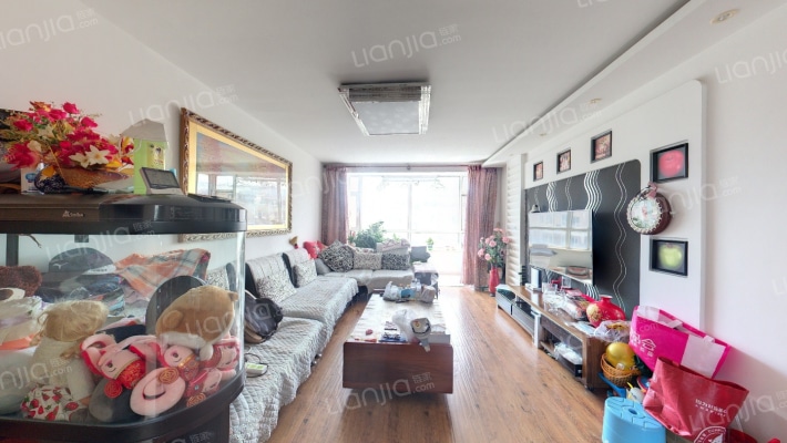 万嘉花园A区二手房实景图