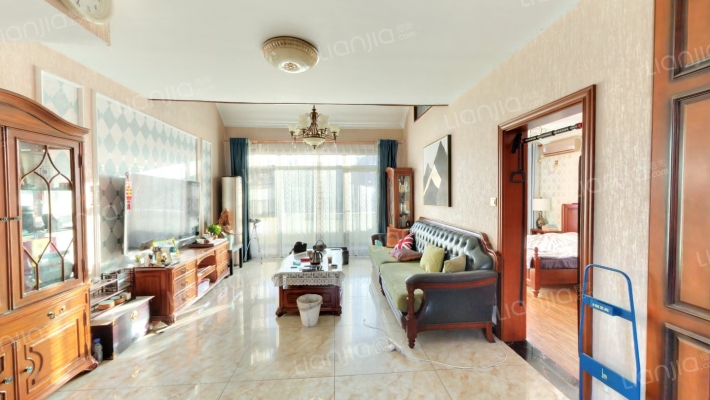 融创御澜二手房实景图