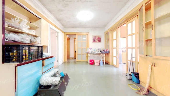 新里河新村二手房实景图