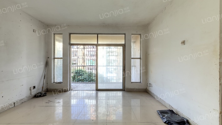 御海新苑二手房实景图