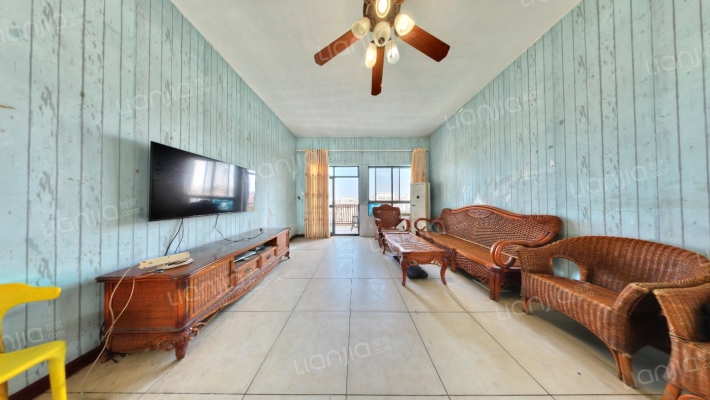 泰达比华利山庄二手房实景图