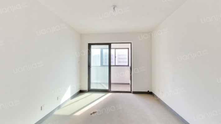 卓越华耀时代二手房实景图