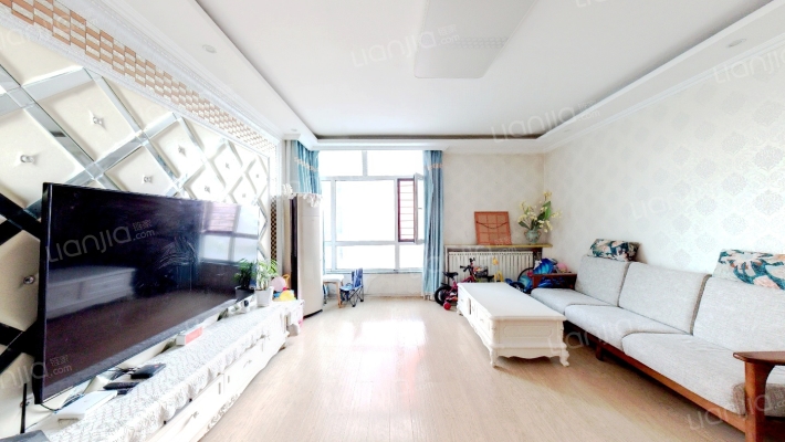 贵信花园二手房实景图