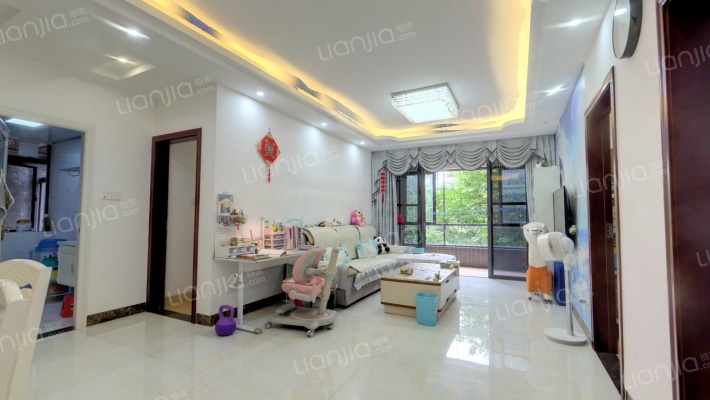 名流印象二手房实景图