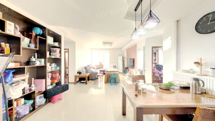 爱家亚洲花园一期二手房实景图