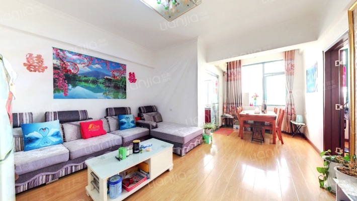 璞金公寓二手房实景图