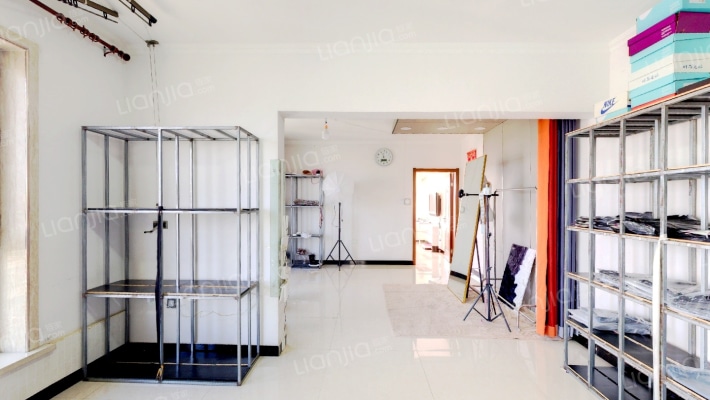 沈铁盛华庭二手房实景图