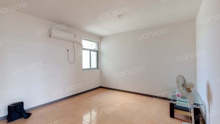 西郊乡政府家属院二手房实景图