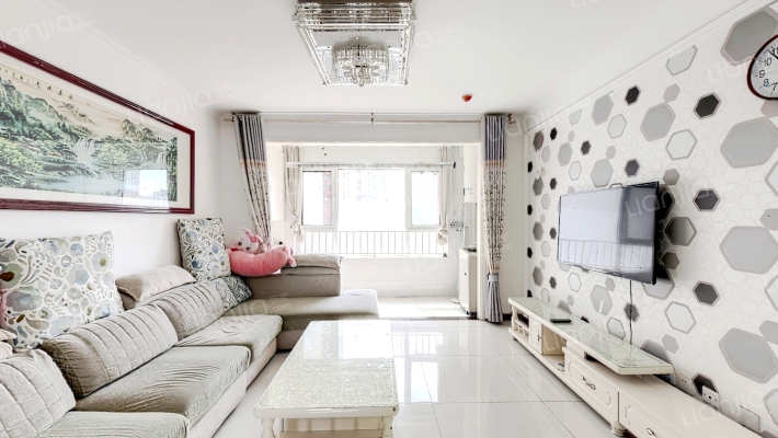 天鸿云公馆B6二手房实景图