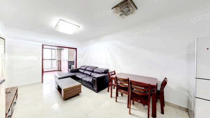 鸿阁新座二手房实景图