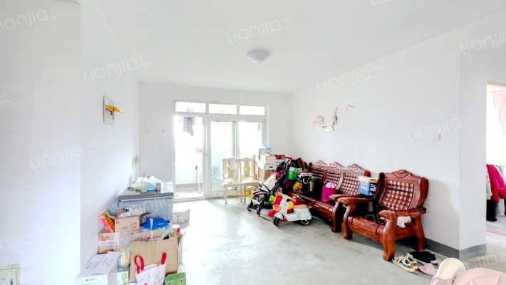 新桥佳苑二手房实景图