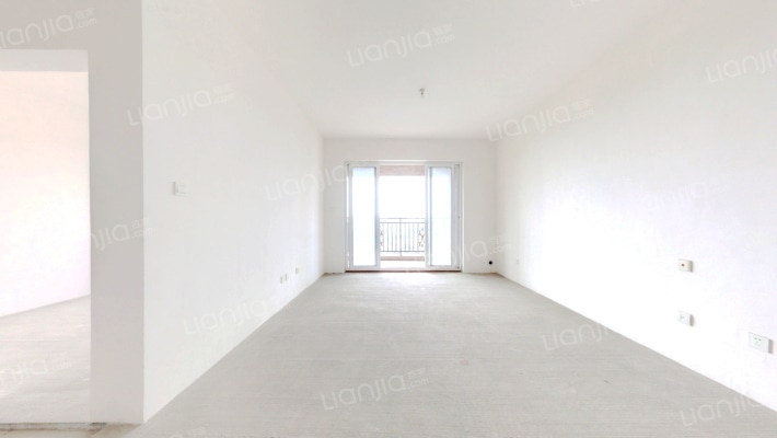 鹭湖宫七号B组二手房实景图