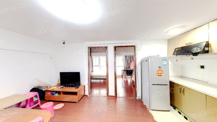 新景天湖广场2期二手房实景图