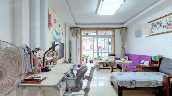 澳洲花园二手房实景图