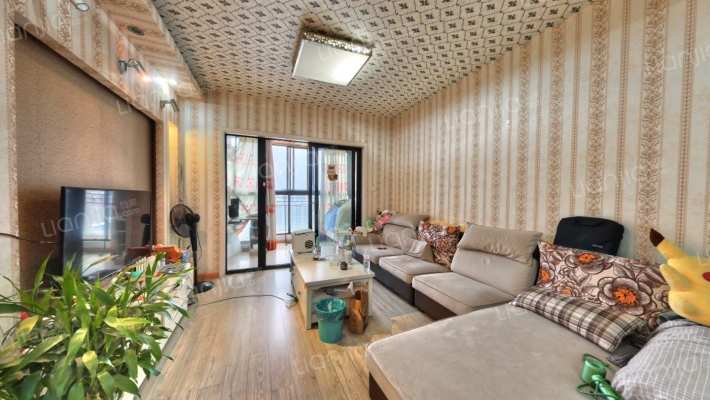 花样年花好园二手房实景图