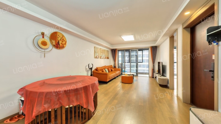 九龙仓逅湾雅苑二手房实景图