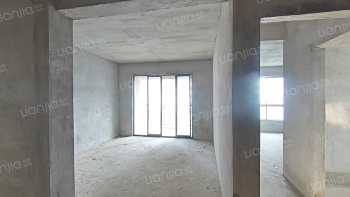 恒泰名仕公馆二手房实景图