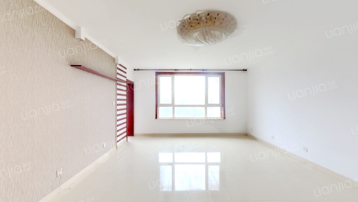 蓝天雅居二手房实景图