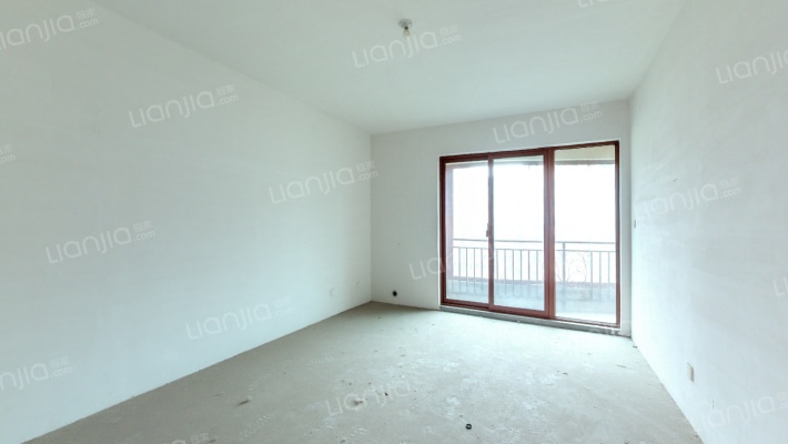 冠城国际二手房实景图