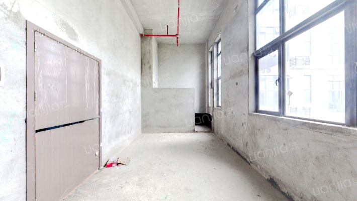 嘉信深蓝大厦二手房实景图