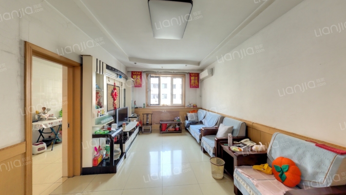 中保住宅楼二手房实景图