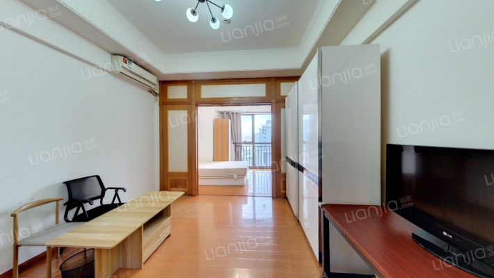 赛格公寓二手房实景图