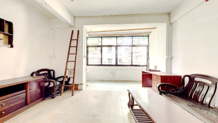 和平新村二手房实景图