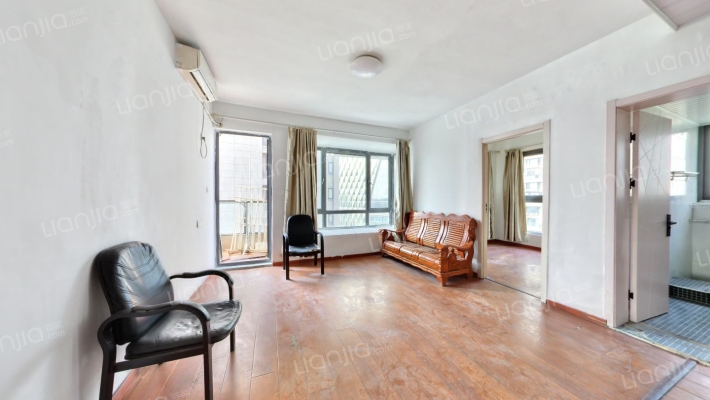 余庭二手房实景图