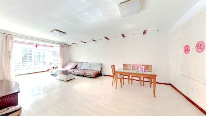 风车小镇二手房实景图