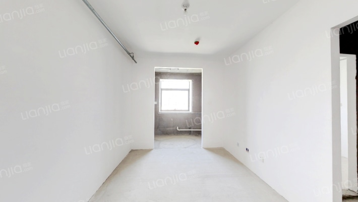 雷捷佳悦丽庭二手房实景图