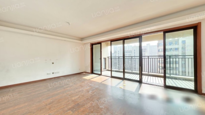 瑧湾雅筑二手房实景图