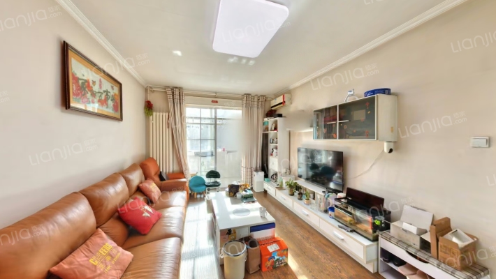 温泉花园B区二手房实景图