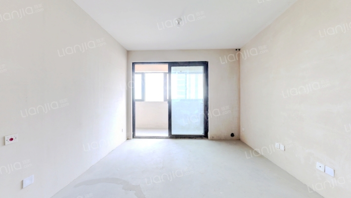 融创盛和潮启未来二手房实景图