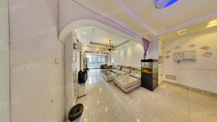 蜗居二手房实景图