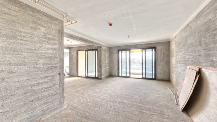 世茂天樾二手房实景图