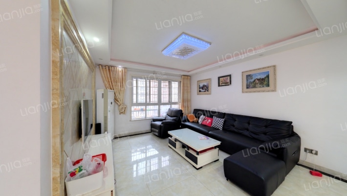 东方航标二手房实景图